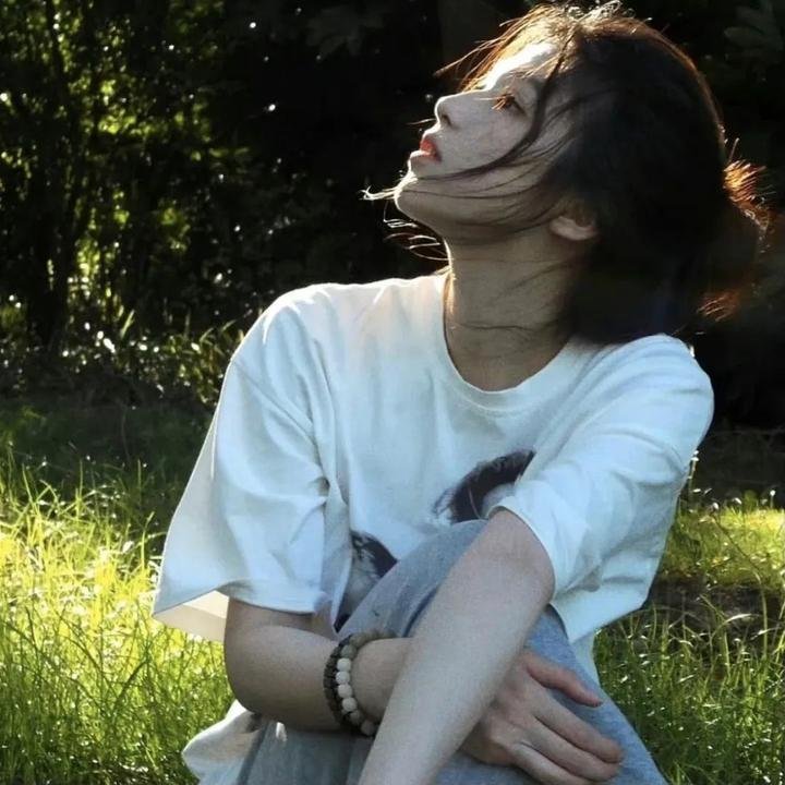 婚纱飘零爱消弭